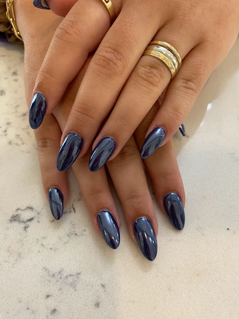 Blue acrylic nails